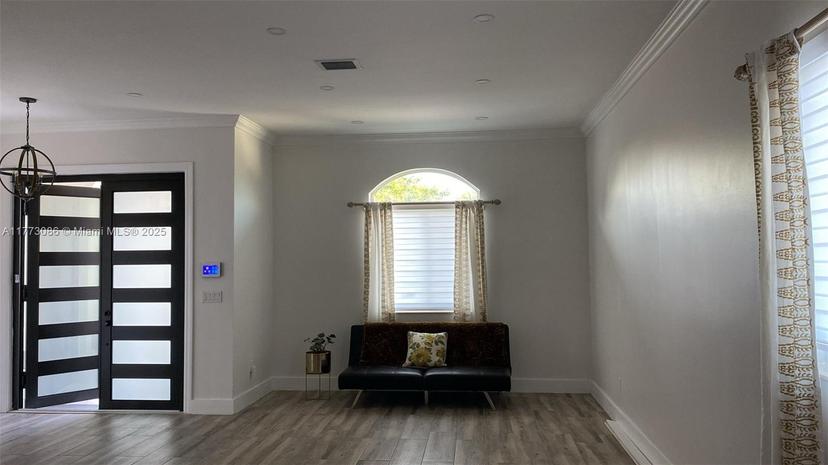 Picture of 11845 SW 3Rd St, Miami FL 33184
