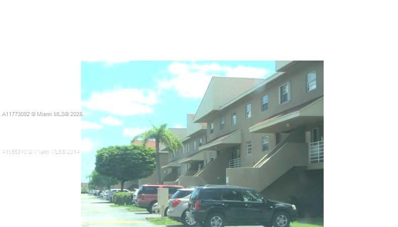 Picture of 2750 W 60Th St # 59, Hialeah FL 33016