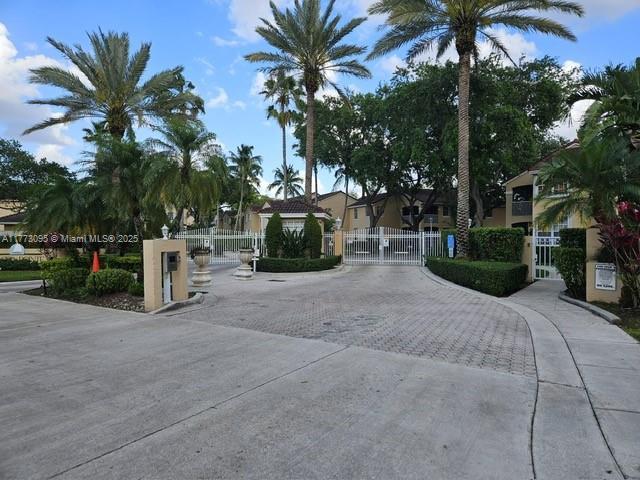 Picture of 14621 Balgowan Rd # 3, Miami Lakes FL 33016