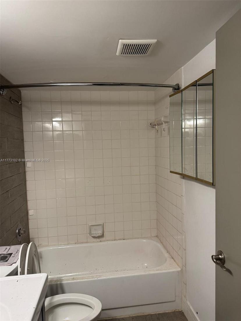 Picture of 1401 SW 134Th Way # 105C, Pembroke Pines FL 33027