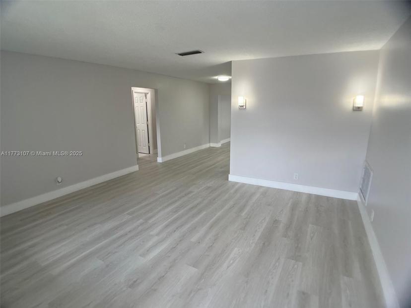 Picture of 6990 NW 17Th St, Margate FL 33063