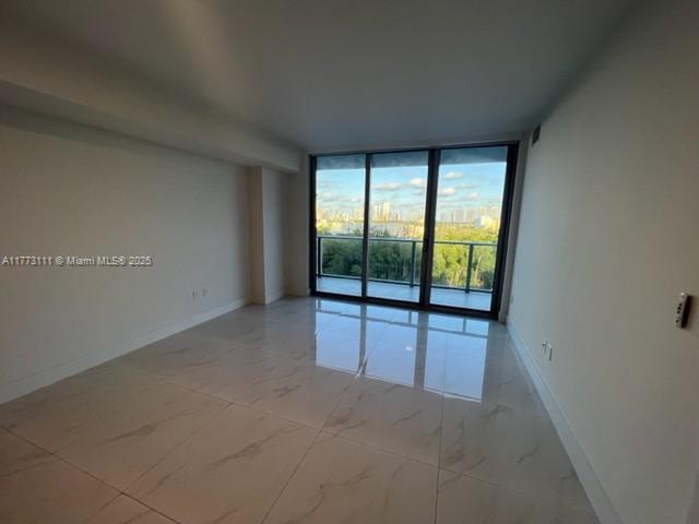 Picture of 16385 Biscayne Blvd # 820, North Miami Beach FL 33160