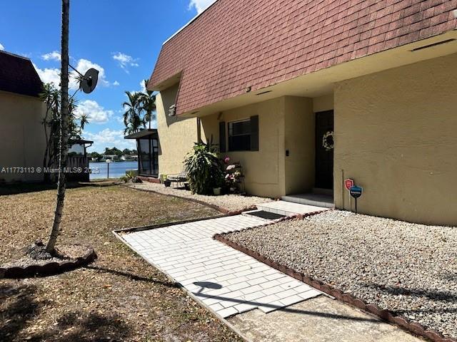 Picture of 8920 Palm Tree Ln # 8920, Pembroke Pines FL 33024