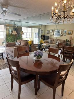Picture of 9801 Sunrise Lakes Blvd # 301, Sunrise, FL 33322
