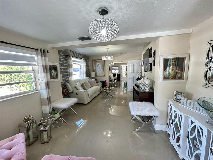 Picture of 1941 NW 113Th Ter, Miami FL 33167