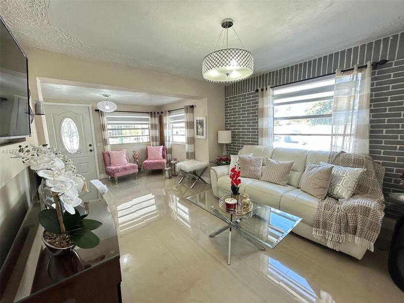 Picture of 1941 NW 113Th Ter, Miami FL 33167
