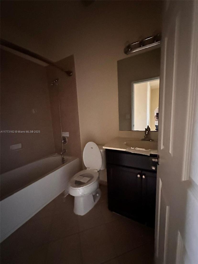 Picture of 3212 SE 4Th Ct # 3212, Homestead FL 33033