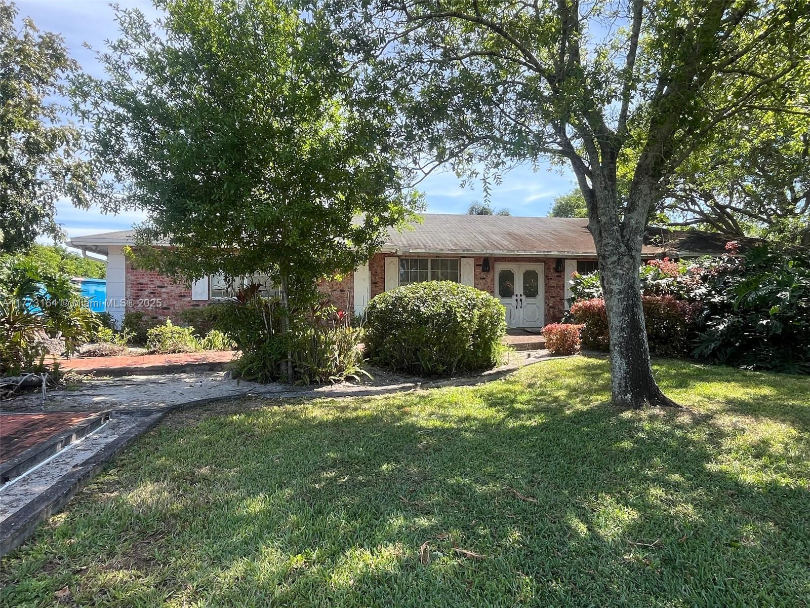 Picture of 3020 SW 117Th Ave, Davie, FL 33330