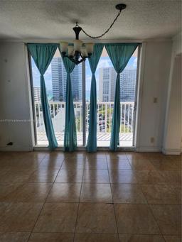 Picture of 3161 S Ocean Dr # 805, Hallandale Beach, FL 33009