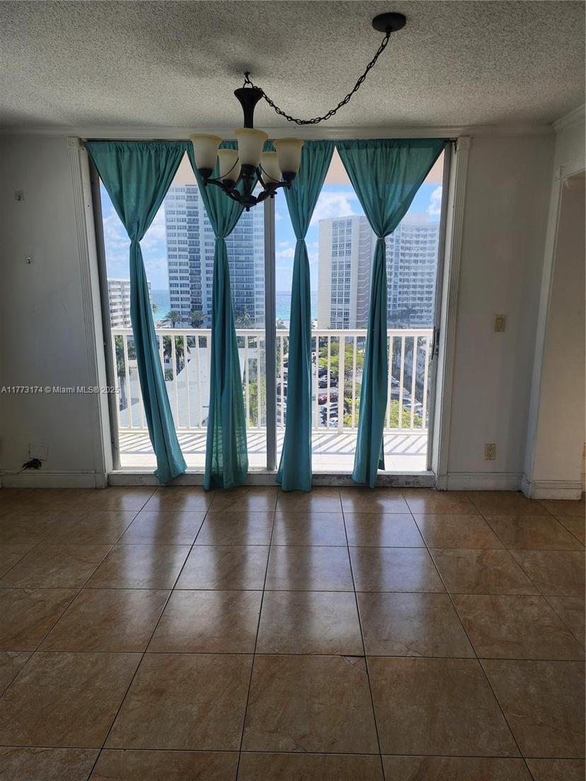 Picture of 3161 S Ocean Dr # 805, Hallandale Beach FL 33009