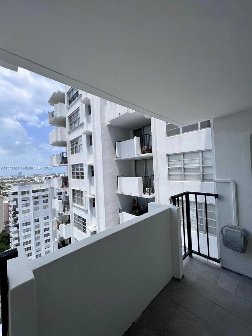 Picture of 2750 NE 183Rd St # 2506, Aventura FL 33160