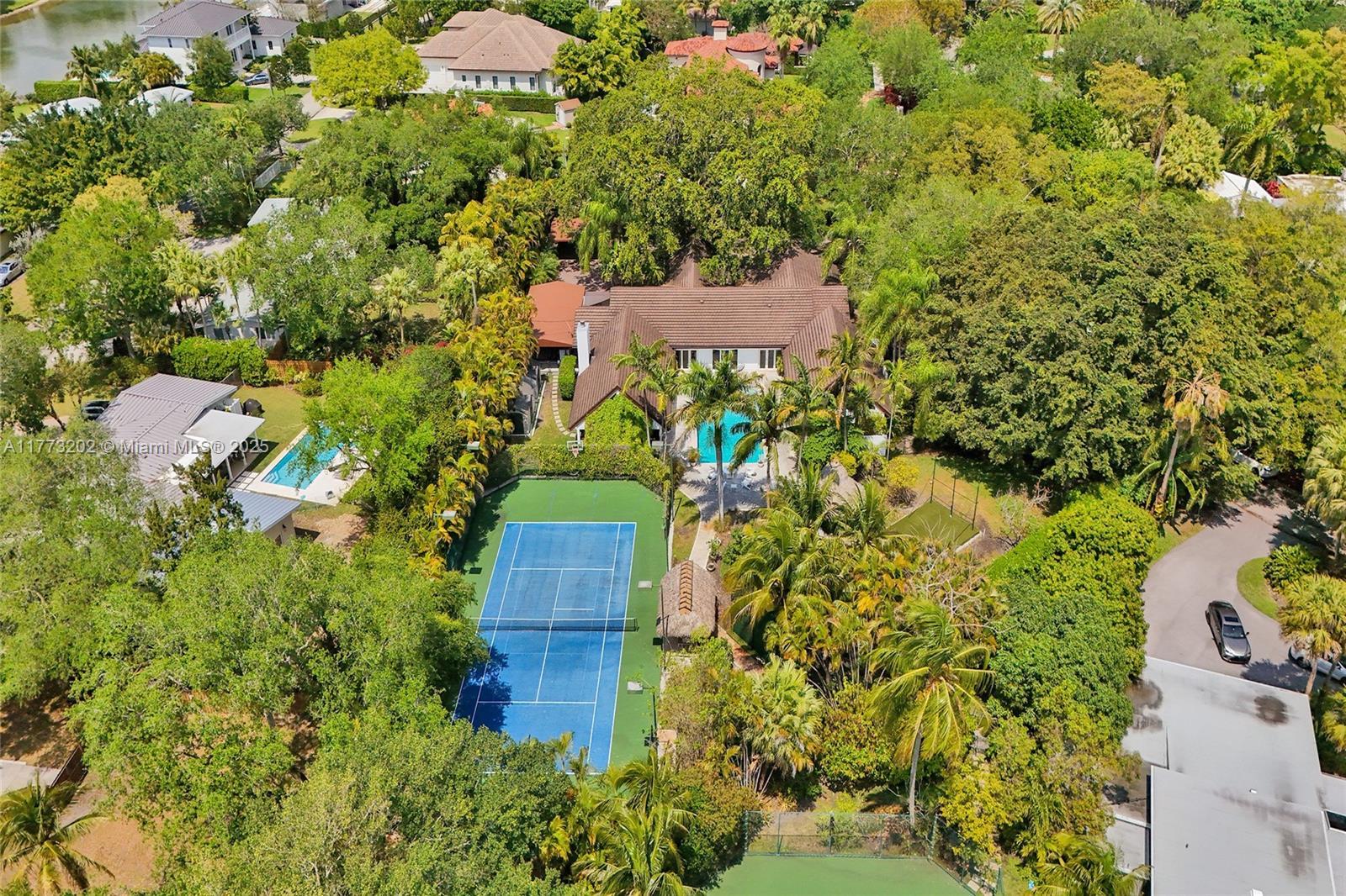 Picture of 11850 SW 69Th Ave, Pinecrest, FL 33156
