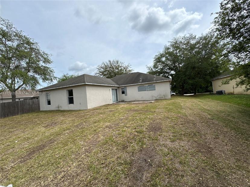 Picture of 8755 103Rd Ct, Vero Beach FL 32967