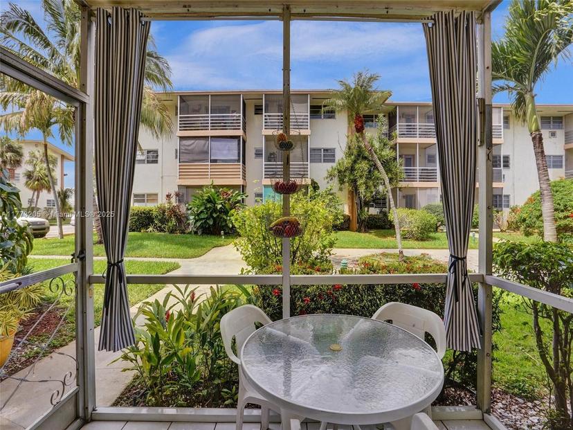 Picture of 17090 NE 14Th Ave # 104, North Miami Beach FL 33162