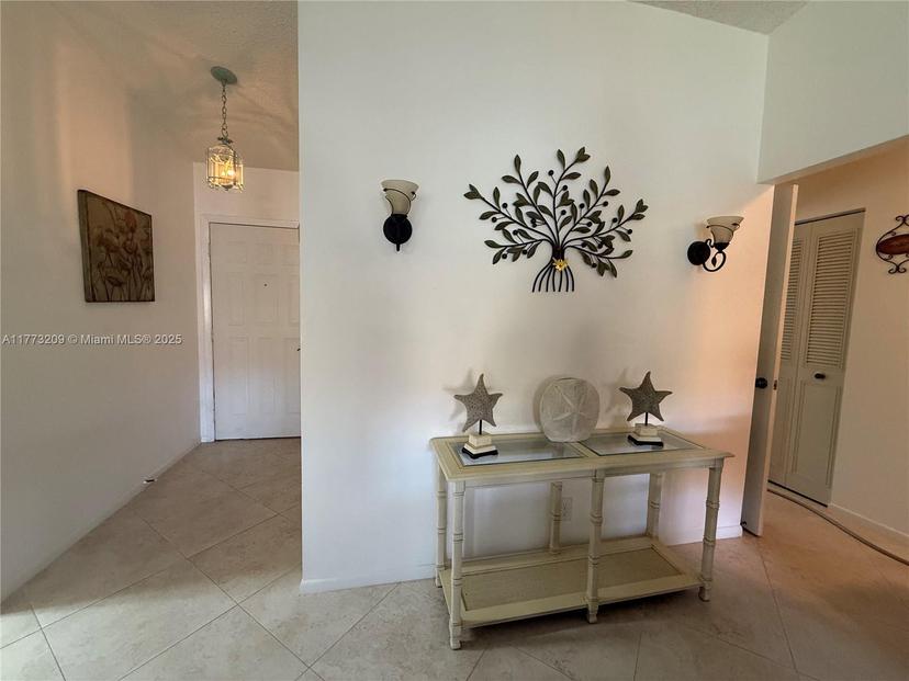 Picture of 3310 Perimeter Dr # 3310, Green Acres FL 33467