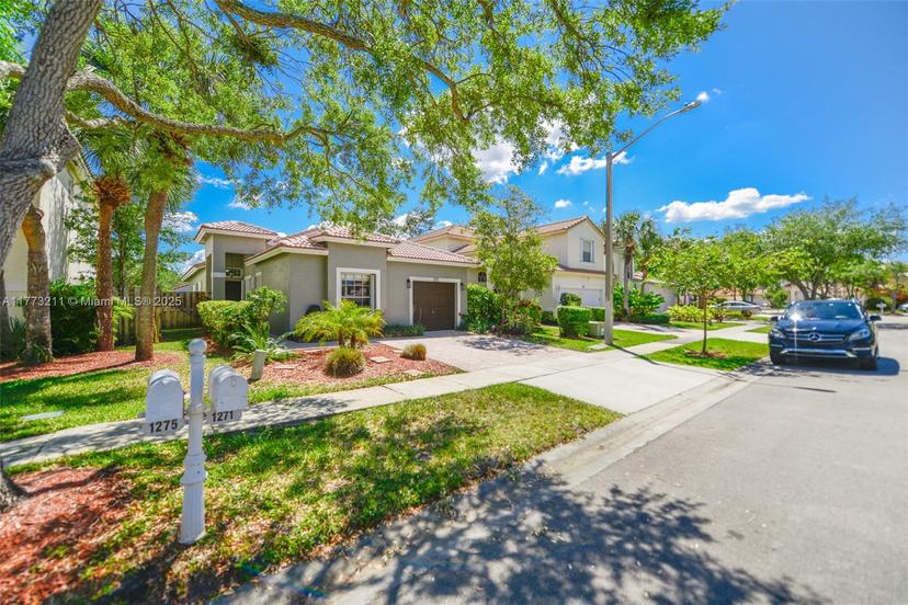 Picture of 1271 NW 171St Ave, Pembroke Pines FL 33028