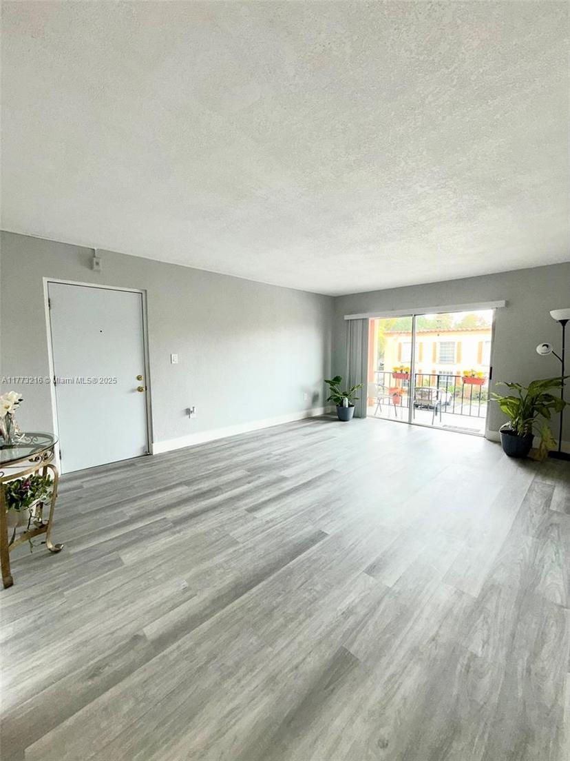 Picture of 7100 Fairway Dr # K10, Miami Lakes FL 33014