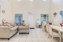 Picture of 20507 NW 9Th Ave, Miami Gardens, FL 33169