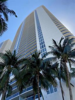 Picture of 1850 S Ocean Dr # 1004, Hallandale Beach, FL 33009