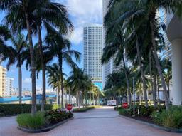 Picture of 1850 S Ocean Dr # 1004, Hallandale Beach, FL 33009