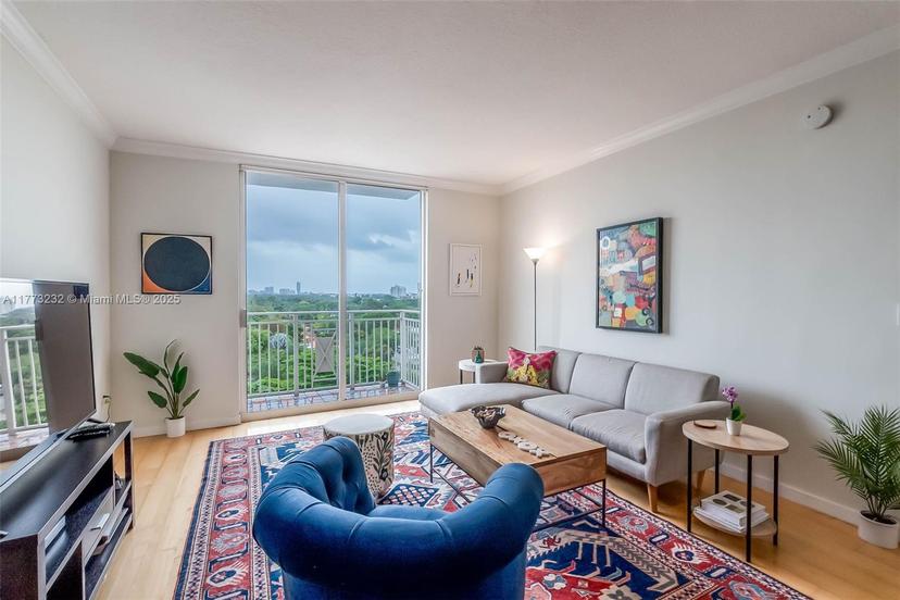 Picture of 2030 S Douglas Rd # 718, Coral Gables FL 33134