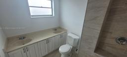 Picture of 1990 Marseille Dr # 402, Miami Beach, FL 33141