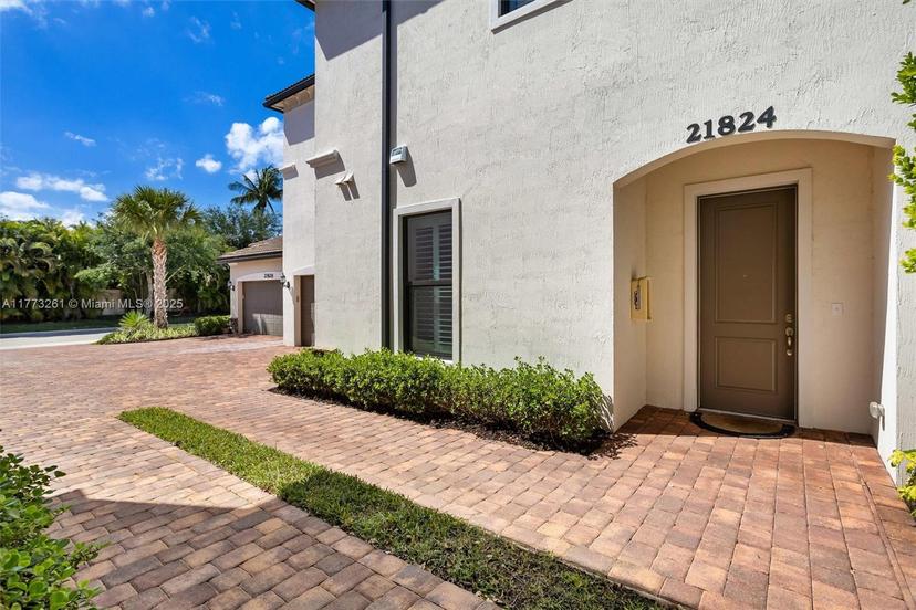 Picture of 21824 Canadensis Cir # 102, Boca Raton FL 33428