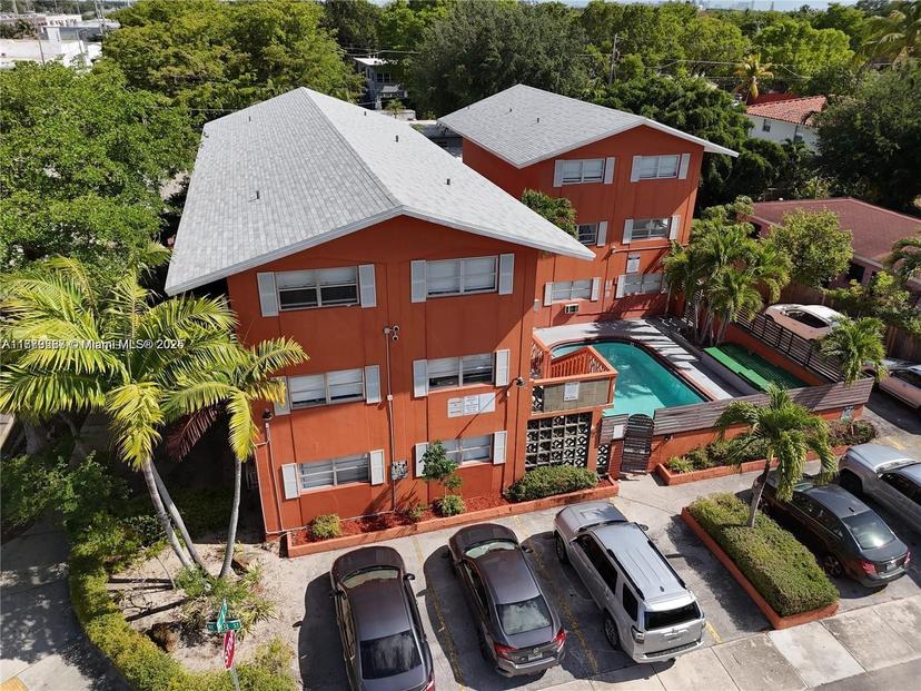 Picture of 421 NE 68Th St # 8, Miami FL 33138