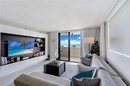 Picture of 1623 Collins Ave # 520, Miami Beach, FL 33139
