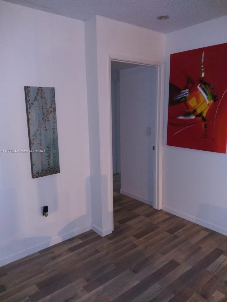 Picture of 19901 E Country Club Dr # 2305, Aventura FL 33180