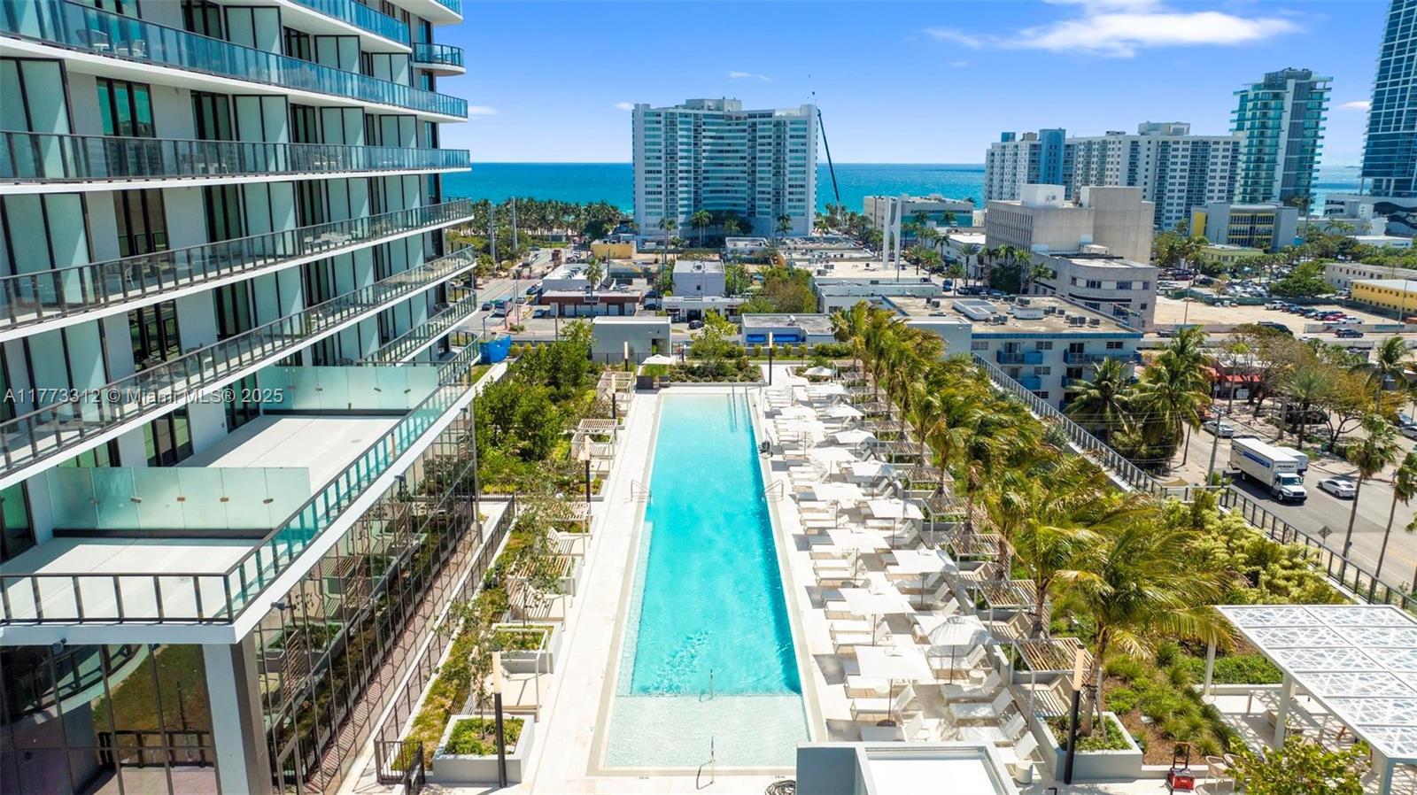 Picture of 72 580 # 704, Miami Beach, FL 33141