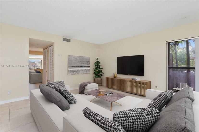 Picture of 11466 SW 109Th Rd # 42X, Miami FL 33176