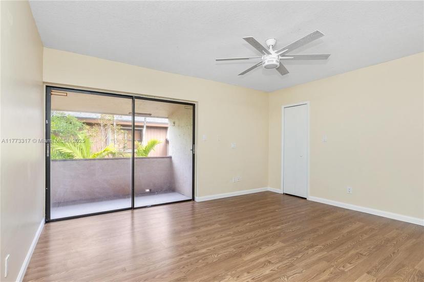 Picture of 11466 SW 109Th Rd # 42X, Miami FL 33176
