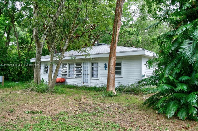 Picture of 101720 Overseas Hwy, Key Largo FL 33037