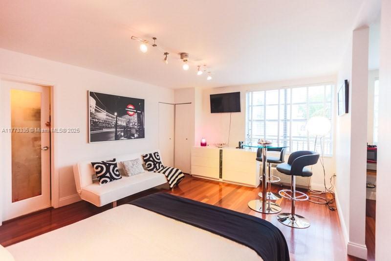 Picture of 420 15Th St # 306, Miami Beach FL 33139
