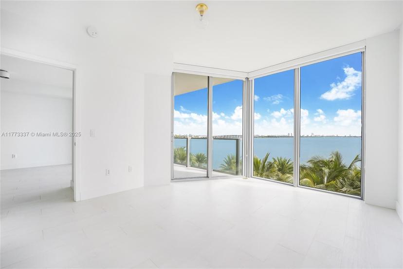 Picture of 2900 NE 7Th Ave # 304, Miami FL 33137