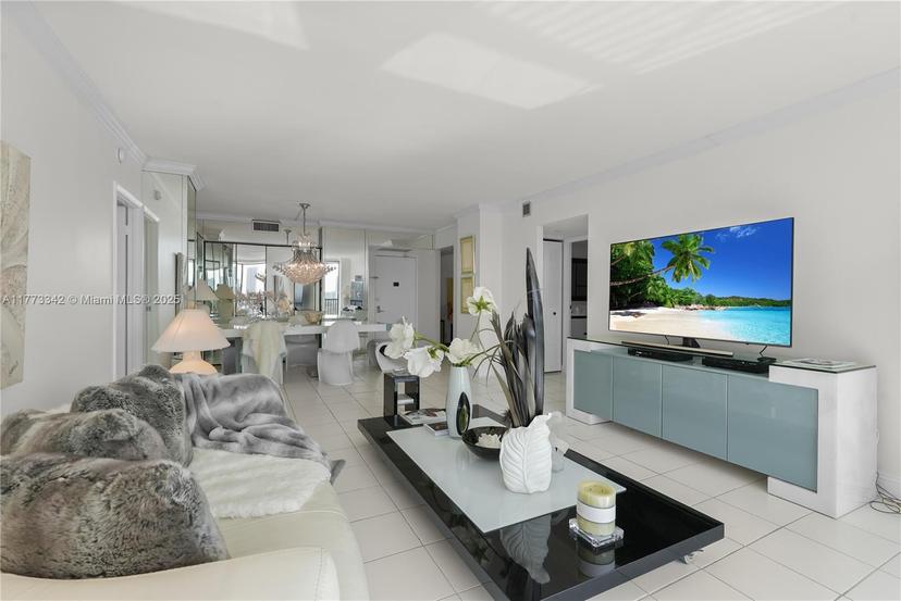 Picture of 20301 W Country Club Dr # 1226, Aventura FL 33180
