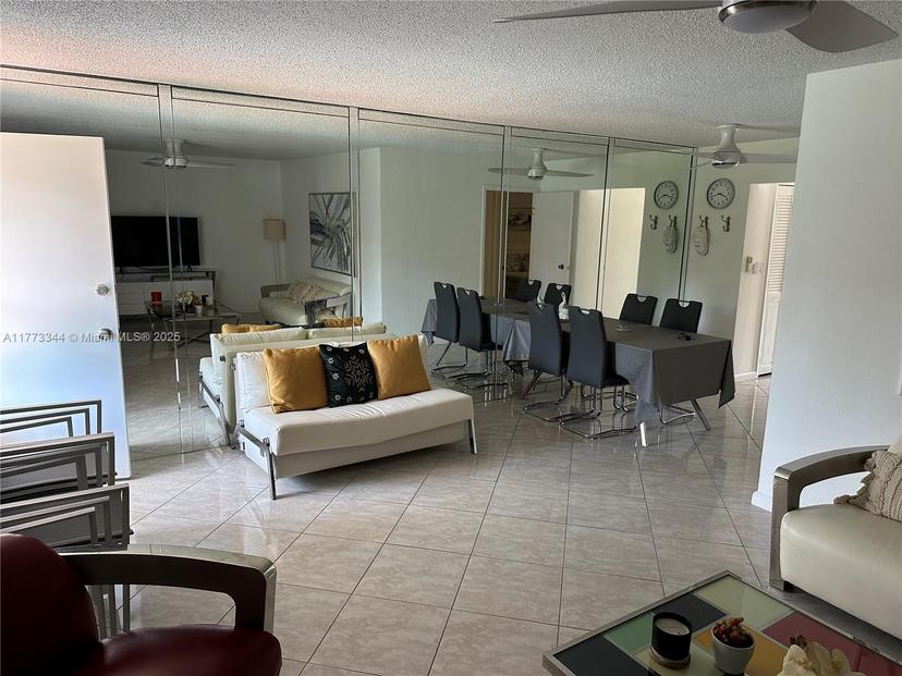 Picture of 3922 NE 166Th St # S103, North Miami Beach FL 33160