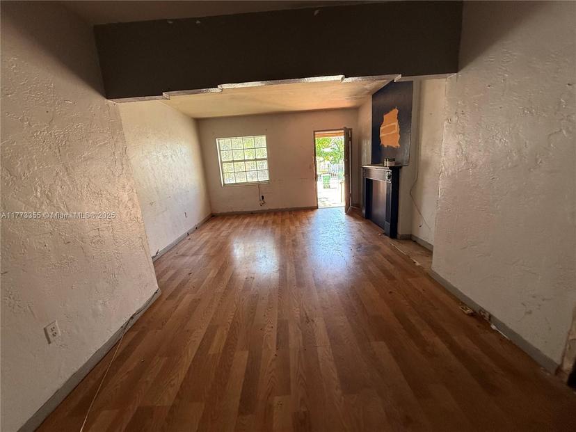 Picture of 1239 NW 31St St, Miami FL 33142