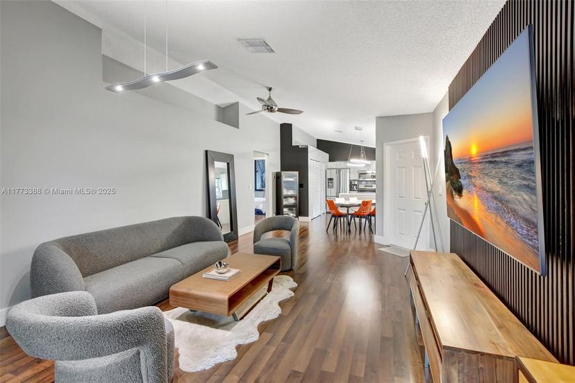 Picture of 3971 NW 122Nd Ter, Sunrise FL 33323