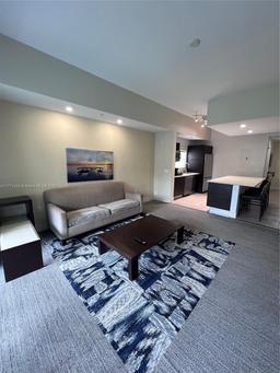Picture of 5300 NW 87Th Ave # 916, Doral, FL 33178