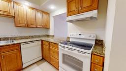 Picture of 400 Leslie Dr # 205, Hallandale Beach, FL 33009