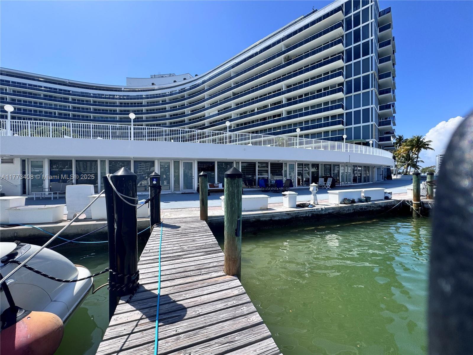 Picture of 900 Bay Dr # 2, Miami Beach, FL 33141