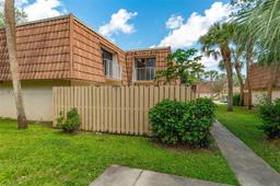Picture of 524 Green Springs Pl # 524, West Palm Beach, FL 33409