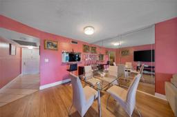Picture of 901 Colony Point Cir # 509, Pembroke Pines, FL 33026