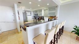Picture of 1351 NE Miami Gardens Dr # 704E, Miami, FL 33179