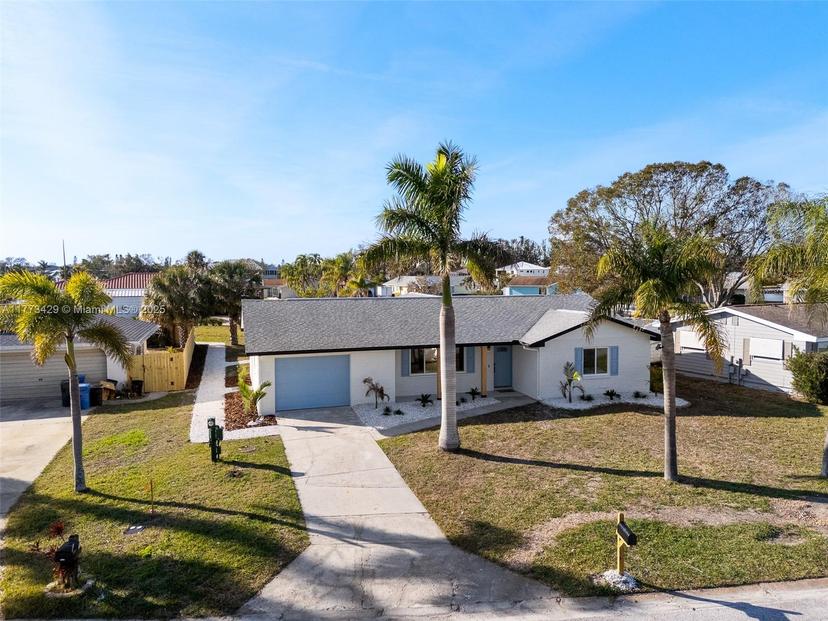 Picture of 105 12Th St Sw, Other City - In The State Of Florida FL 33570