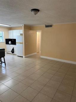 Picture of 111 Meadows Cir # 111, Boynton Beach, FL 33436