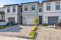 Picture of 2157 S Appleton Cir S # 2157, Oakland Park, FL 33309