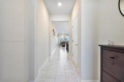 Picture of 2157 S Appleton Cir S # 2157, Oakland Park, FL 33309